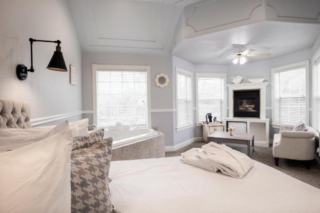 Hounds Tooth Inn Oakhurst Dış mekan fotoğraf