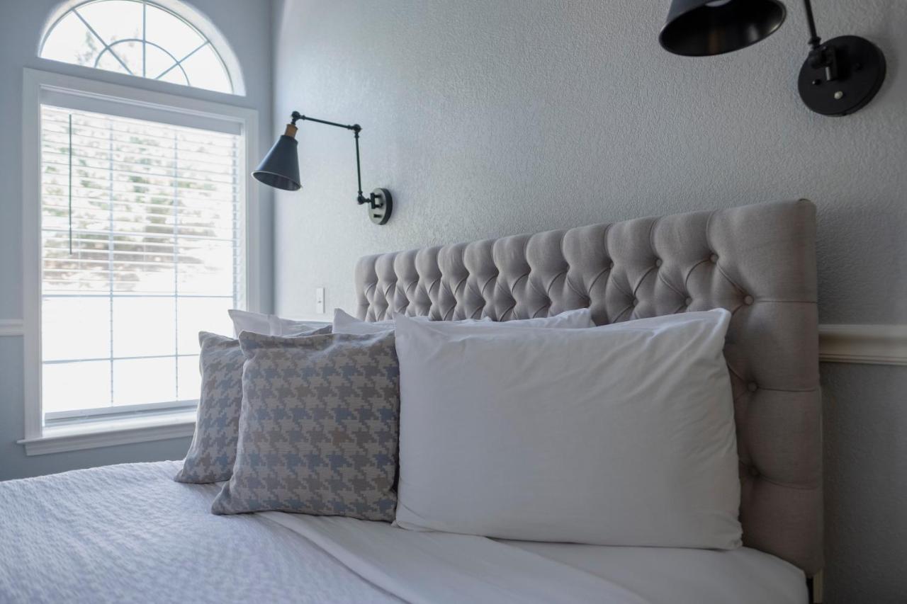 Hounds Tooth Inn Oakhurst Dış mekan fotoğraf